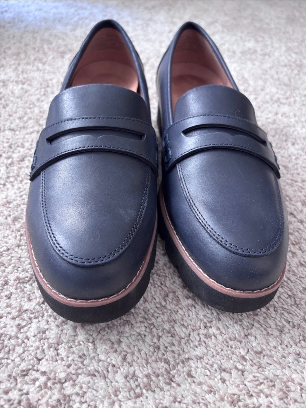 Vionic Navy Leather Penny Loafers 8 Wide - Picture 4 of 10